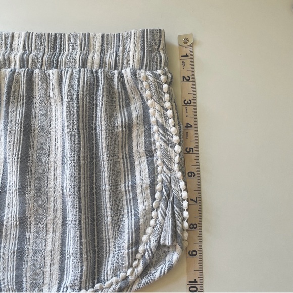 Aeropostale Cotton Blue & White Textured Stripes, Beachy Elastic Waist Shorts - Picture 10 of 10